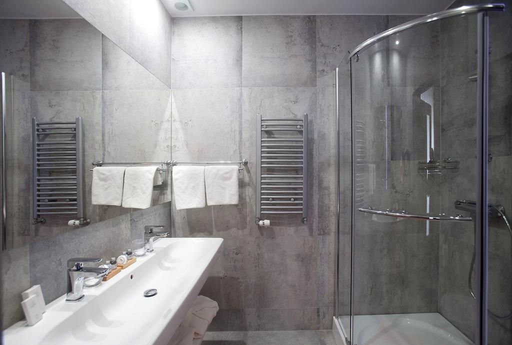 Canpol-Jull'S Art Hotel Члухув Номер фото