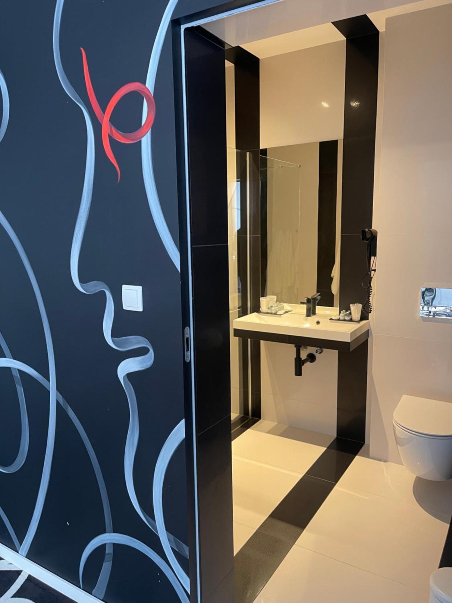 Canpol-Jull'S Art Hotel Члухув Экстерьер фото