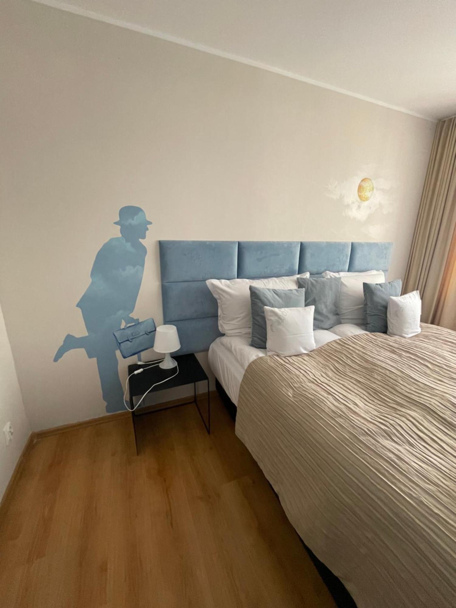 Canpol-Jull'S Art Hotel Члухув Экстерьер фото