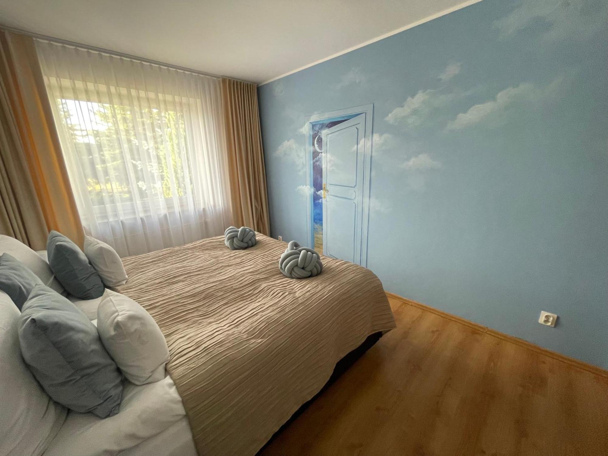 Canpol-Jull'S Art Hotel Члухув Экстерьер фото